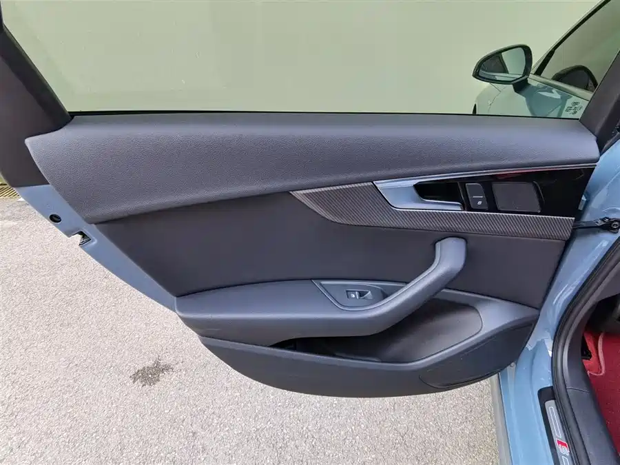 Used Audi A4L 2022 40 TFSI quattro RS kit combustion speed type