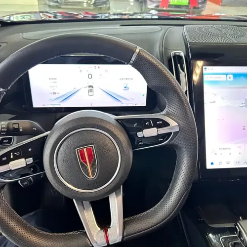 900x675_0_q87_c42_autohomecar__ChxpV2kruieAScsMAAqZMrD24nw618.jpg.webp Used Hongqi HS3 PHEV 2024 115km Jinwei Edition