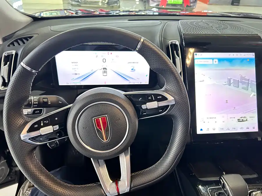 900x675_0_q87_c42_autohomecar__ChxpV2kruieAScsMAAqZMrD24nw618.jpg.webp Used Hongqi HS3 PHEV 2024 115km Jinwei Edition