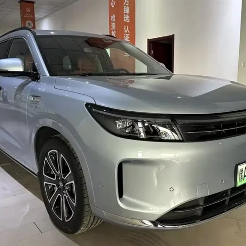 900x675_0_q87_c42_autohomecar__ChxpV2ktDouAYEsnAAHYvzBayG0029.jpg.webp Used HUAWEI AITO M7 2024 1.5T Intelligent Driving Four-wheel Drive Pro Version 5 Seats