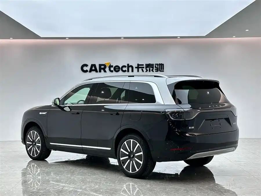 Used AITO M9 2024 extended range Ultra version 42kWh 6-seater version