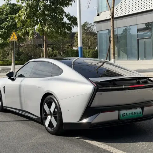 900x675_0_q87_c42_autohomecar__ChxpV2ktXJ6AIHvtAA1l01WUD8k553.jpg.webp Used Xpeng P7 2025 702 Long Battery Life Ultra