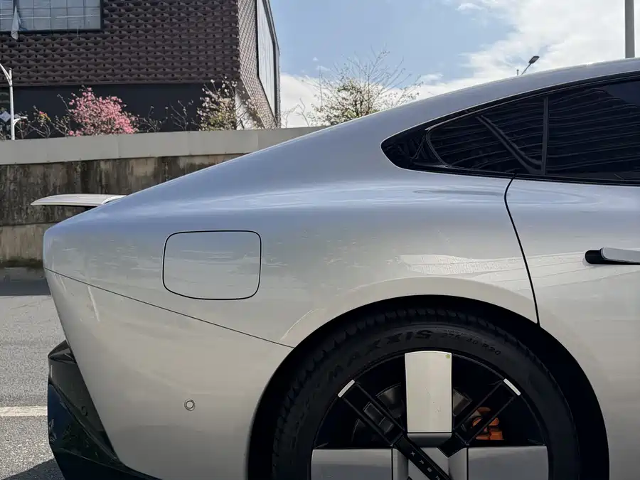 900x675_0_q87_c42_autohomecar__ChxpV2ktXJyASX4dAAdpxuPktXE150.jpg.webp Used Xpeng P7 2025 702 Long Battery Life Ultra