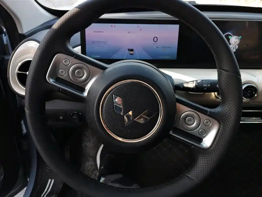 900x675_0_q87_c42_autohomecar__ChxpV2kuvRCAKtGxAAF26goKFiE171.jpg.webp Used Wuling Bingo 2023 model 410km Lingxi exclusive model