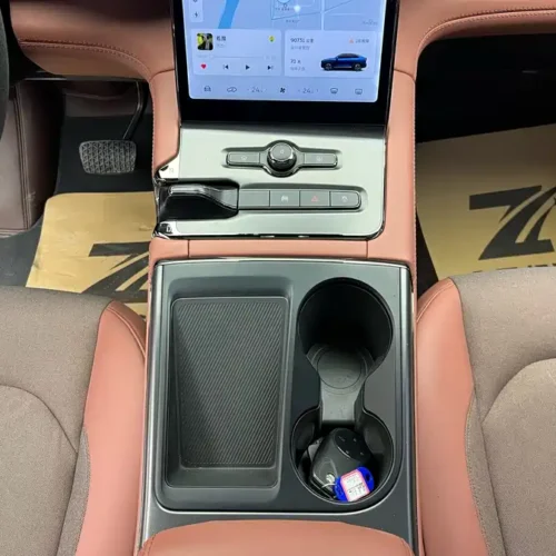 900x675_0_q87_c42_autohomecar__ChxpV2kvmNyARPZmAAuCMHNlD2w830.jpg.webp Used NIO EC6 2020 605KM Sports Edition