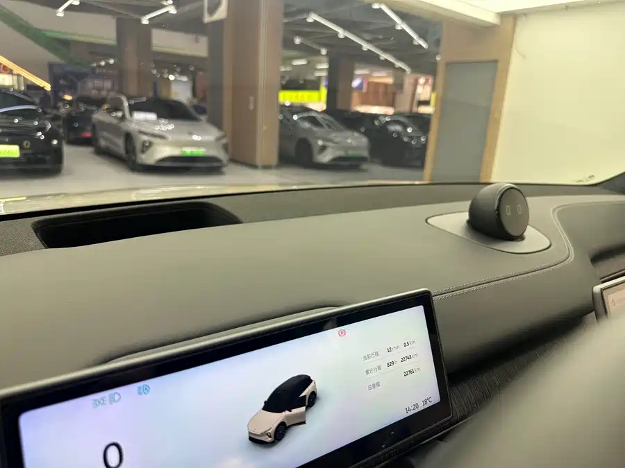 Used NIO ES6 2024 model 75kWh