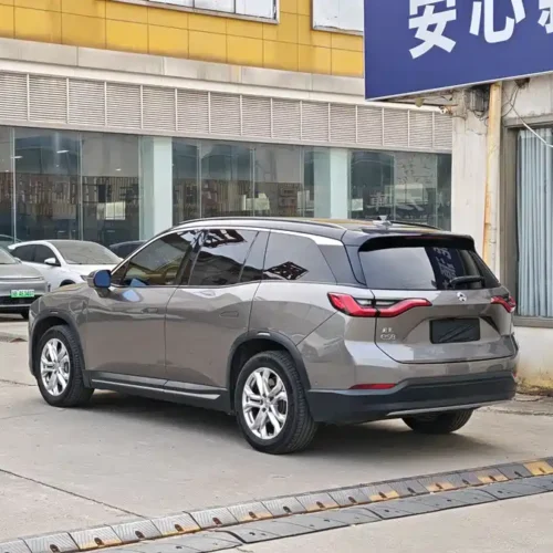 900x675_0_q87_c42_autohomecar__ChxpV2kxVdKAd4YKAAgKZgrZ02U937.jpg.webp Used NIO ES8 2018 model 355KM base version six-seater version