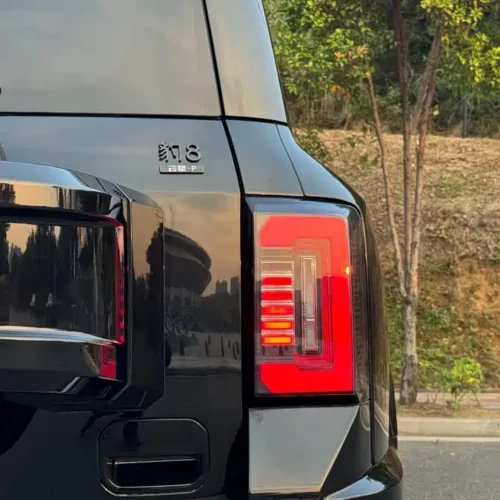 900x675_0_q87_c42_autohomecar__ChxpV2kxW7eAEhvvAAkkHbyCFoE022.jpg.webp Used BYD Leopard 8 2025 Zhiyong flagship version 7 seats