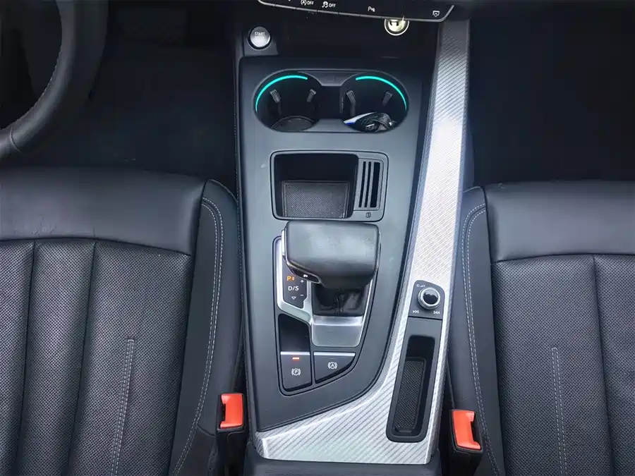 Used Audi A4L 2020 40 TFSI Fashionable and Elegant