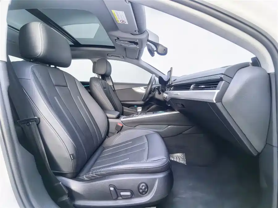 Used Audi A4L 2020 40 TFSI Fashionable and Elegant