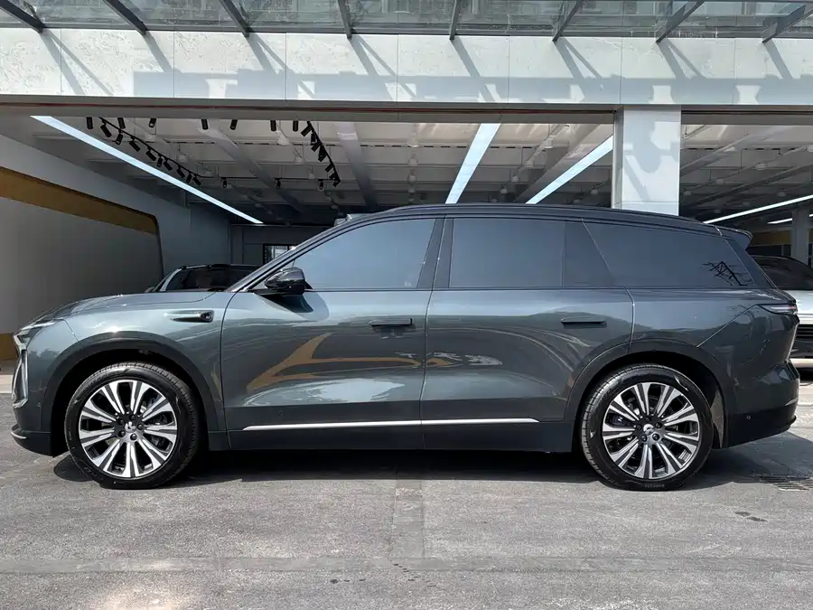 Used NIO ES8 2023 model 75kWh