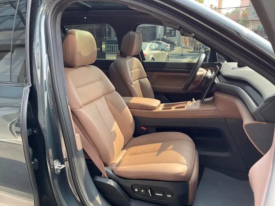 Used NIO ES8 2023 model 75kWh