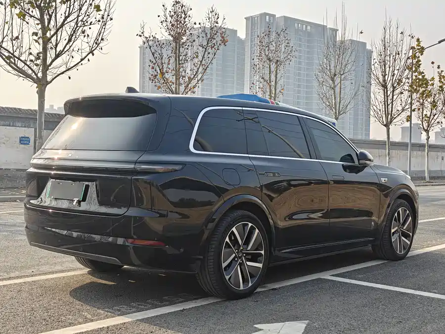 900x675_0_q87_c42_autohomecar__ChxpV2lA9S-Adc0YAAkamYhw9nQ378.jpg.webp Used Li Auto L9 2024 Ultra