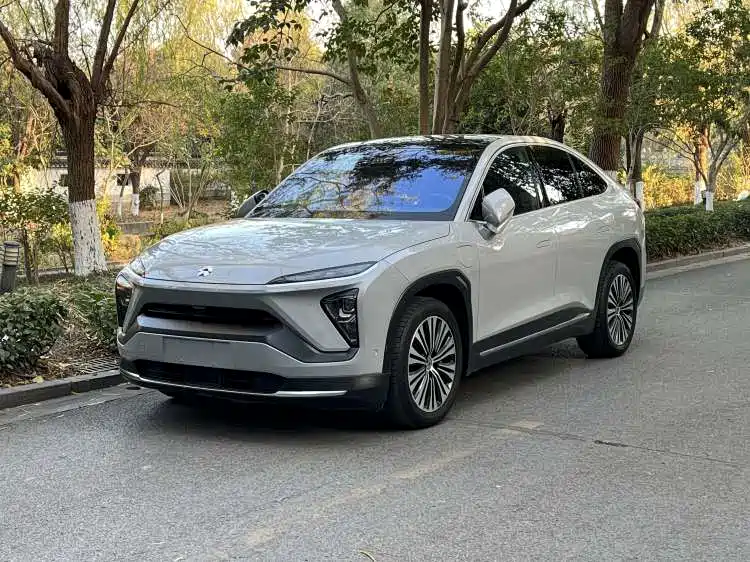 900x675_0_q87_c42_autohomecar__ChxpV2lBaJ2AOPhMAALzFlYIYes600.jpg.webp Used NIO EC6 2022 100kWh sports version