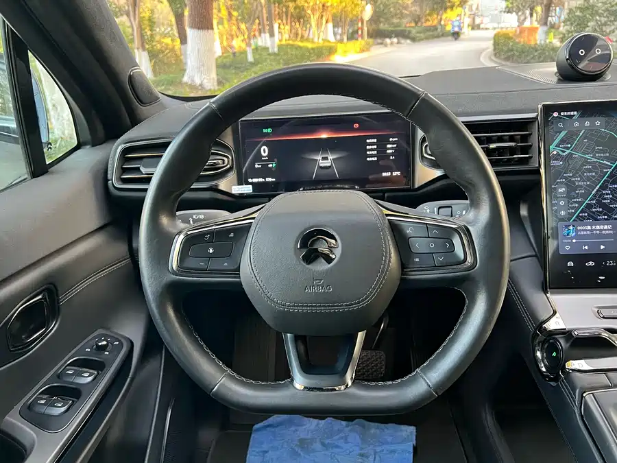 900x675_0_q87_c42_autohomecar__ChxpV2lBdO-AbBtIAAq6QWLdIqA497.jpg.webp Used NIO EC6 2022 100kWh sports version