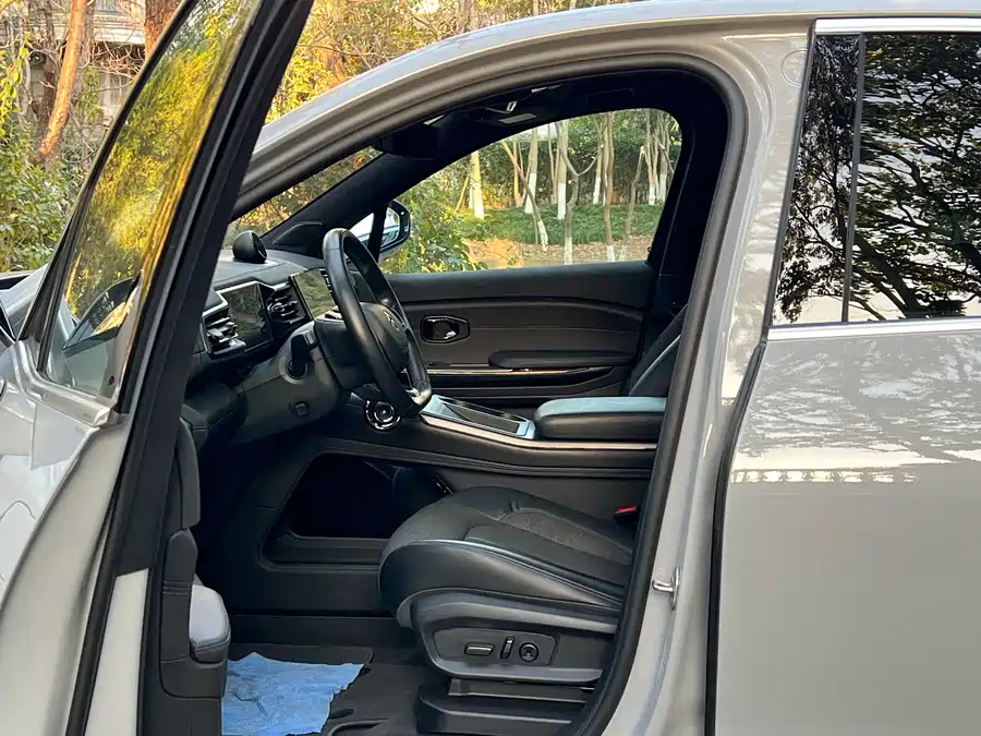 900x675_0_q87_c42_autohomecar__ChxpV2lBdPOAEMThAAshKOSJ-Kw377.jpg.webp Used NIO EC6 2022 100kWh sports version