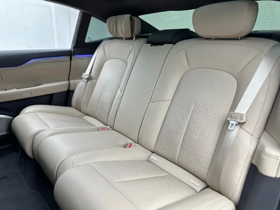 900x675_0_q87_c42_autohomecar__ChxpV2lCWuGAUBuYAAa9nU-x0H4338.jpg.webp Used NIO ET7 2024 75kWh Executive Edition