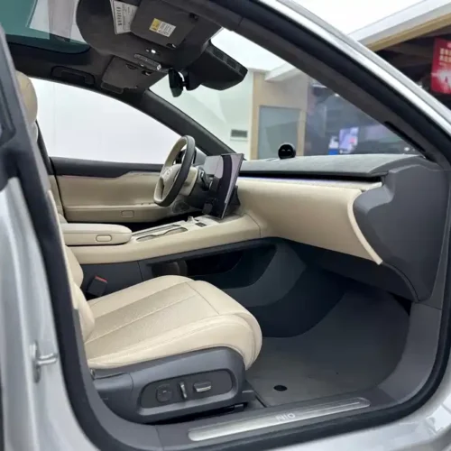 900x675_0_q87_c42_autohomecar__ChxpV2lCWuSALE01AAYn0mGsf3s857.jpg.webp Used NIO ET7 2024 75kWh Executive Edition