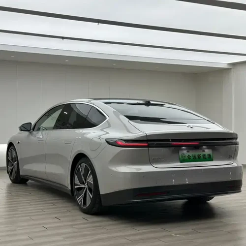 900x675_0_q87_c42_autohomecar__ChxpV2lCWueAd8D2AAXoskTrFto758.jpg.webp Used NIO ET7 2024 75kWh Executive Edition