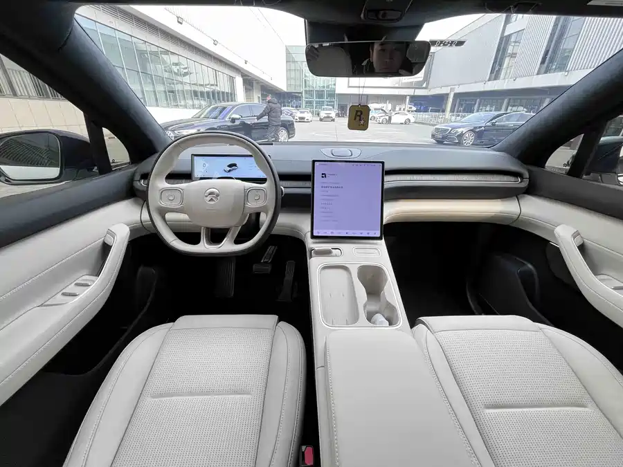 900x675_0_q87_c42_autohomecar__ChxpV2lCXcGAG90VAAaFnXCxfF4551.jpg.webp Used NIO ES6 2024 model 75kWh