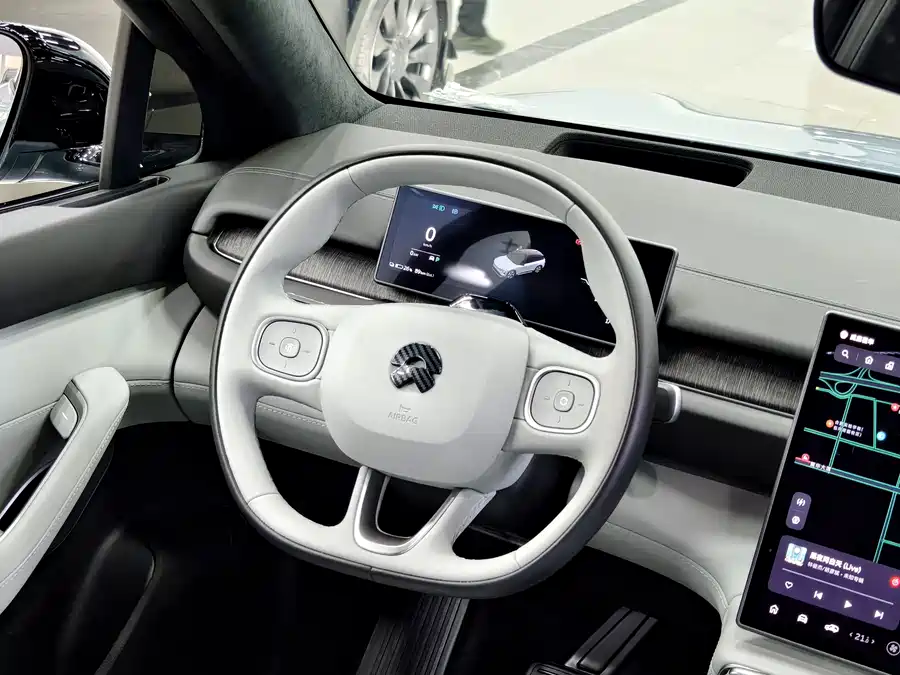 Used NIO ES6 2024 model 75kWh