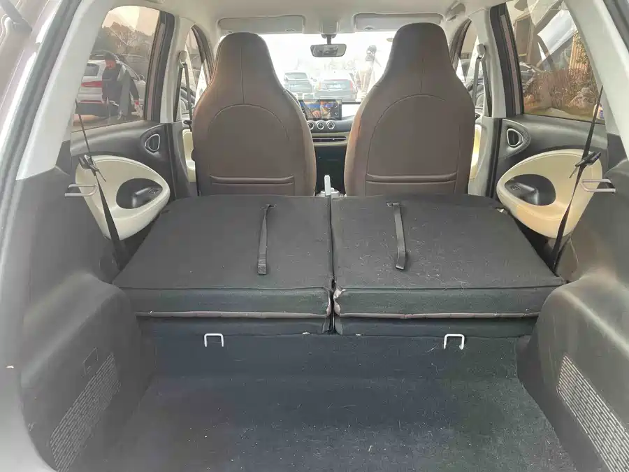 900x675_0_q87_c42_autohomecar__ChxpV2lCkqiAdwAeAATWaZMvZY4633.jpg.webp Used Wuling Bingo 2023 model 203km comfortable model