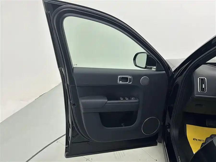 Used Li Auto L8 2024 Ultra