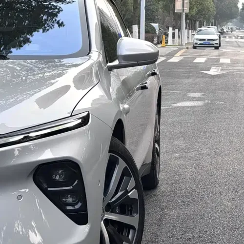 900x675_0_q87_c42_autohomecar__ChxpV2lDZBOAPyI8AAk4OndFxa0768.jpg.webp Used NIO ET7 2023 100kWh Signature Edition