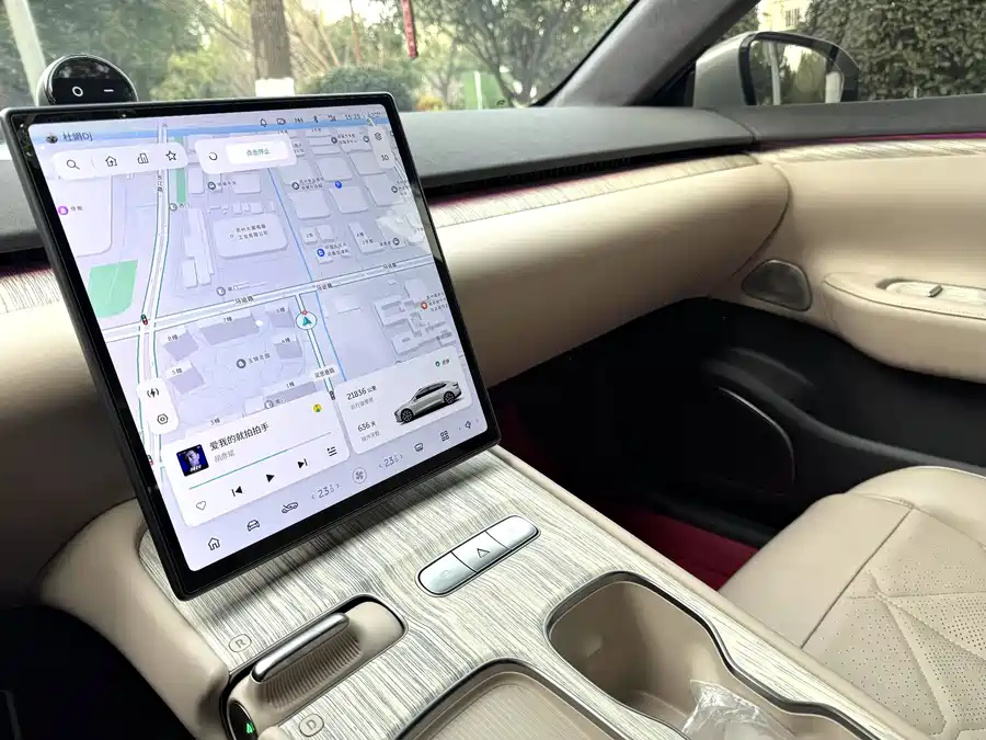 900x675_0_q87_c42_autohomecar__ChxpV2lDZBWAHFUPAAYSLt1mdfw995.jpg.webp Used NIO ET7 2023 100kWh Signature Edition