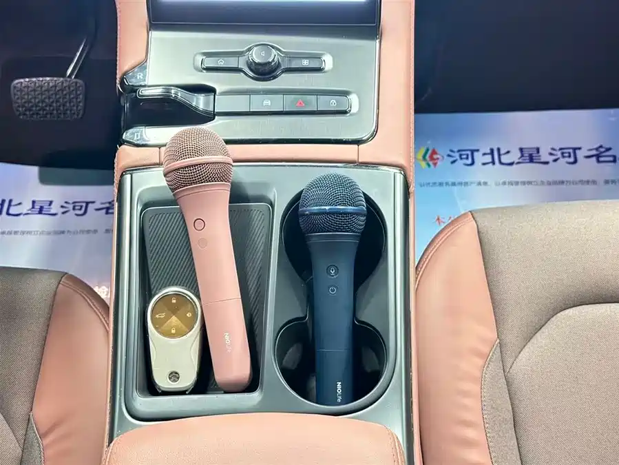 900x675_0_q87_c42_autohomecar__ChxpV2lDaASAF1p8AAIdezOblAk248.jpg.webp Used NIO EC6 2020 605KM Sports Edition