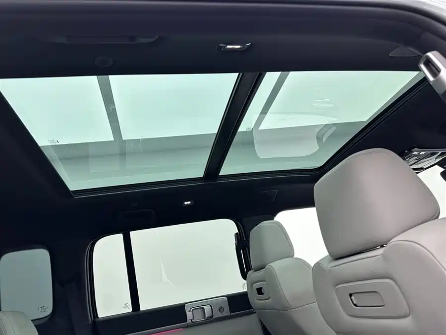 900x675_0_q87_c42_autohomecar__ChxpV2lDr1GAXxSdAAElpxT1v8M213.jpg.webp Used BYD Leopard Titanium 7 2025 model 135KM two-wheel drive Pro version