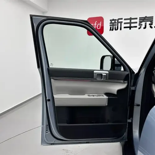 900x675_0_q87_c42_autohomecar__ChxpV2lDr1OAADh4AAFYILqHCwI036.jpg.webp Used BYD Leopard Titanium 7 2025 model 135KM two-wheel drive Pro version