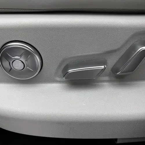 900x675_0_q87_c42_autohomecar__ChxpV2lDr1SAI7iWAAH_w2wExvA846.jpg.webp Used BYD Leopard Titanium 7 2025 model 135KM two-wheel drive Pro version