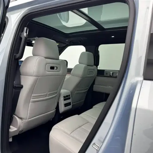 900x675_0_q87_c42_autohomecar__ChxpV2lDr1SAbZdLAAF7Tj-jE5I512.jpg.webp Used BYD Leopard Titanium 7 2025 model 135KM two-wheel drive Pro version