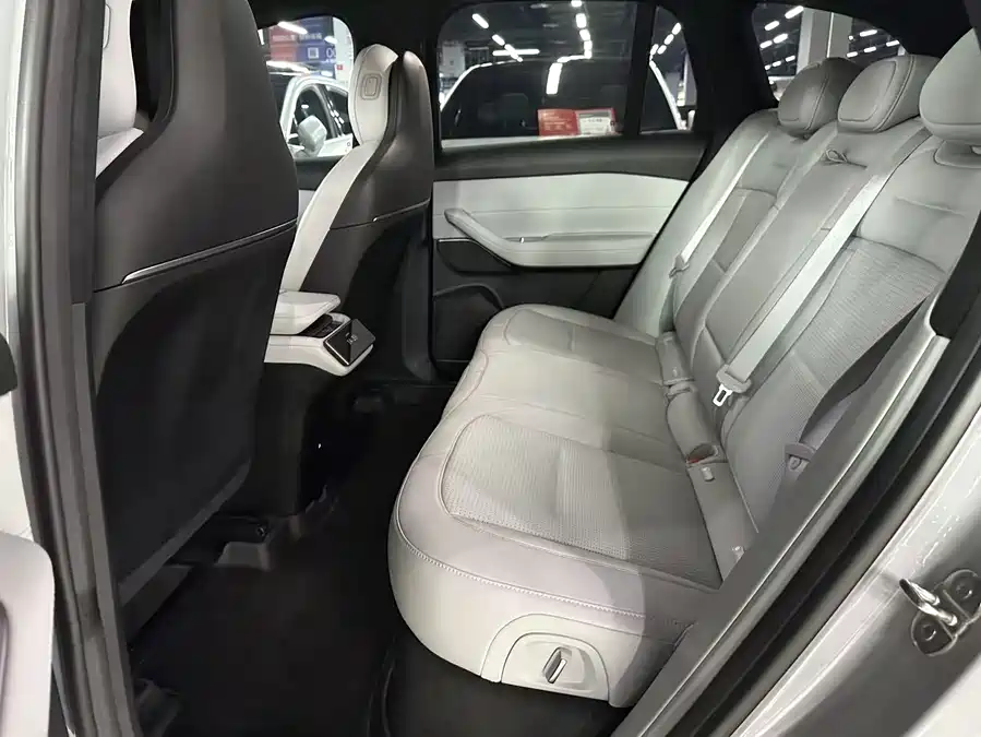 900x675_0_q87_c42_autohomecar__ChxpV2lE-b-APDFzAAKrDjv8gC8965.jpg.webp Used NIO ES6 2024 model 75kWh