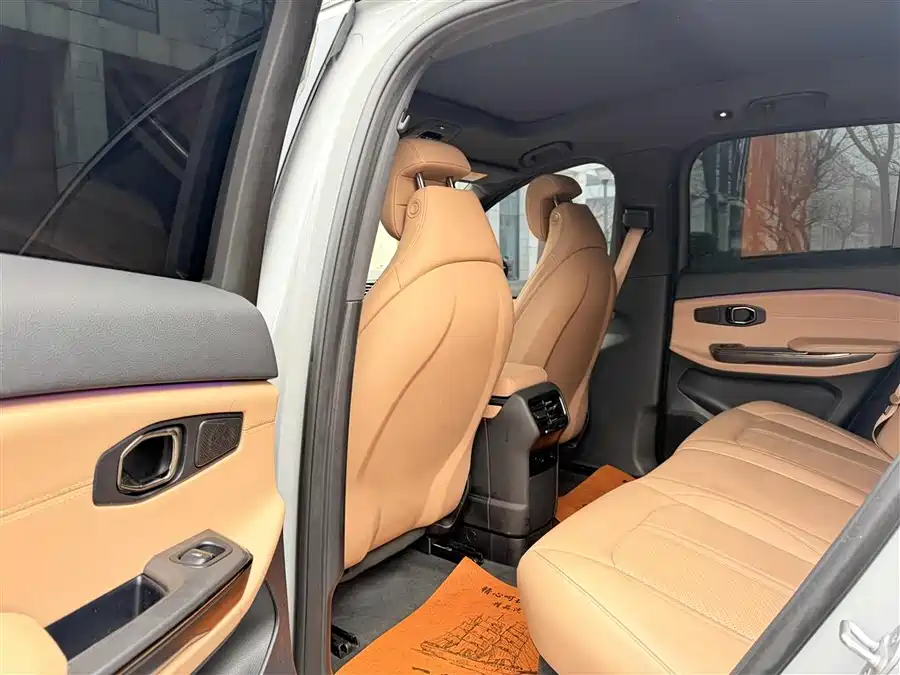 900x675_0_q87_c42_autohomecar__ChxpV2lE5YCAO8z9AAHZeNZy5ic567.jpg.webp Used NIO ES6 2020 600KM Sports Edition