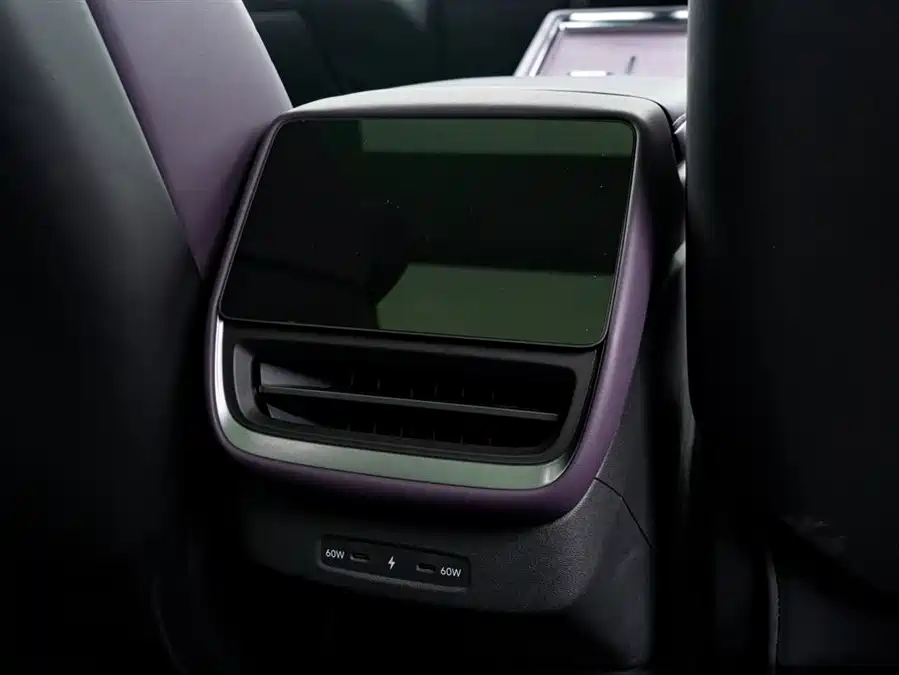 900x675_0_q87_c42_autohomecar__ChxpV2lE9SqAaomXAADNVUJZxmY689.jpg.webp Used Xpeng P7 2025 702 Long Battery Life Ultra