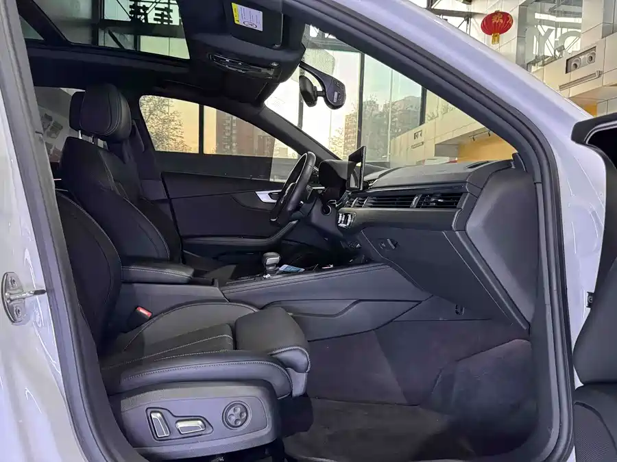 Used Audi A4L 2024 40 TFSI luxury and dynamic model