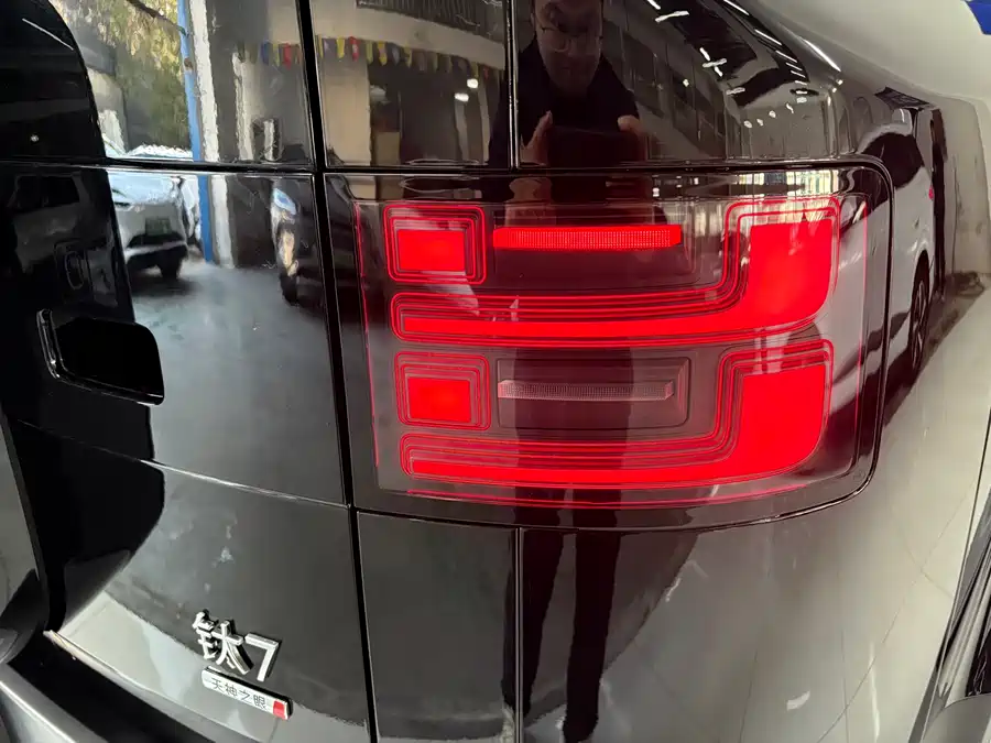 900x675_0_q87_c42_autohomecar__ChxpV2lFCVqAJpDFAAezjmBY8Iw180.jpg.webp Used BYD Leopard Titanium 7 2025 190KM four-wheel drive Ultra version