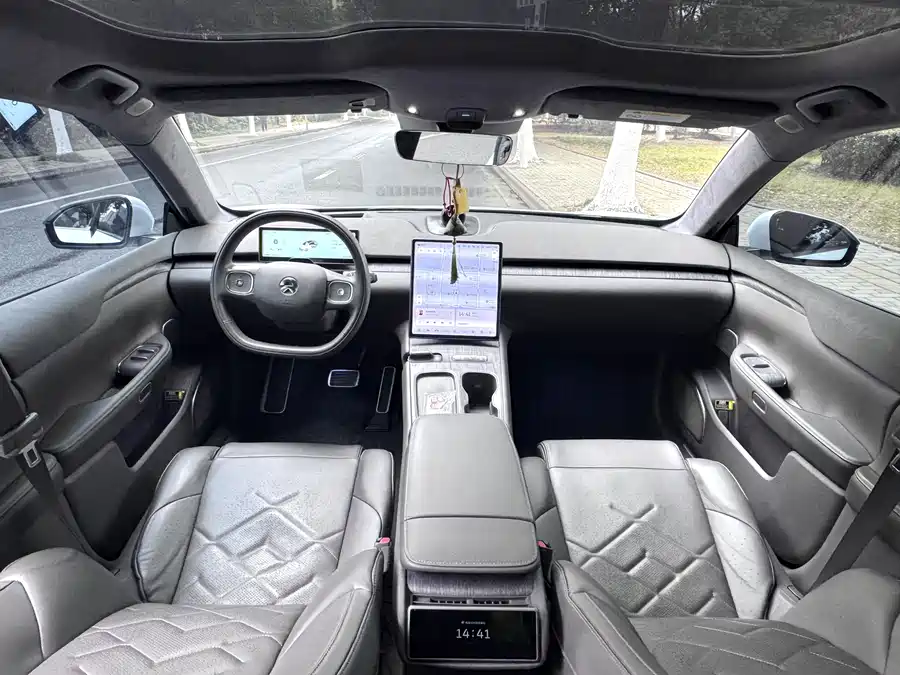 900x675_0_q87_c42_autohomecar__ChxpV2lFQIeACcW4AAabE4bqAXE155.jpg.webp Used NIO ET7 2022 model 100kWh first edition