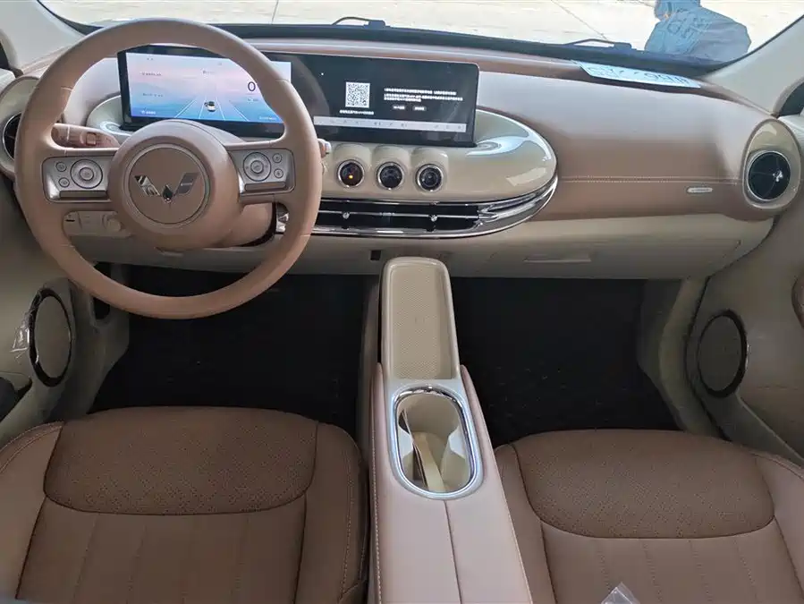 900x675_0_q87_c42_autohomecar__ChxpV2lFQwCAfyZgAAGUKqGi5dU571.jpg.webp Used Wuling Bingo 2025 model 333km Lingxi Internet model