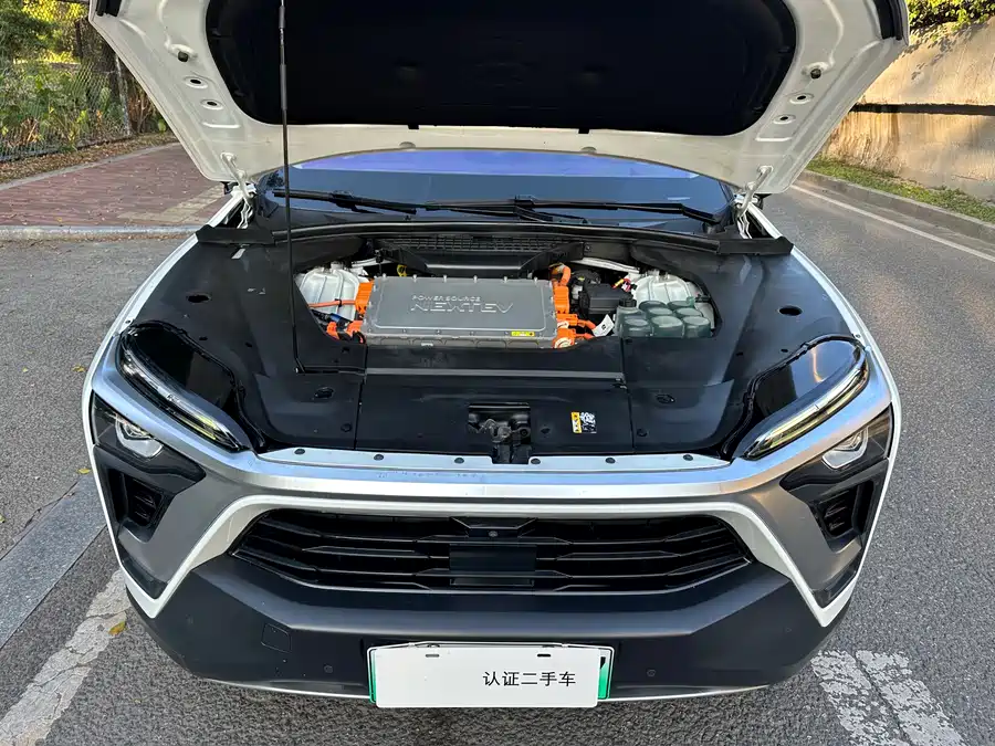 900x675_0_q87_c42_autohomecar__ChxpV2lGCLSASu0QAAwjfUHAak0968.jpg.webp Used NIO ES8 2018 model 355KM baseline version seven-seater version