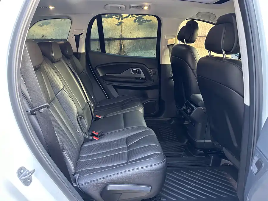 900x675_0_q87_c42_autohomecar__ChxpV2lGCLmAPu63AAm0YF0RRYk243.jpg.webp Used NIO ES8 2018 model 355KM baseline version seven-seater version