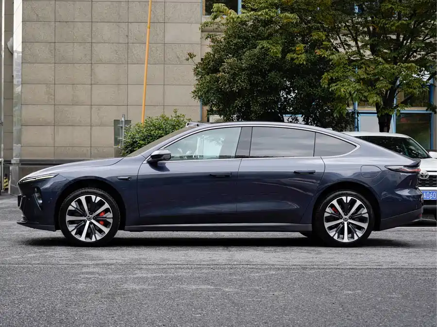 900x675_0_q87_c42_autohomecar__ChxpV2lGDxeAZn7DAAxQnCl6MIU555.jpg.webp Used NIO ET7 2022 model 100kWh first edition