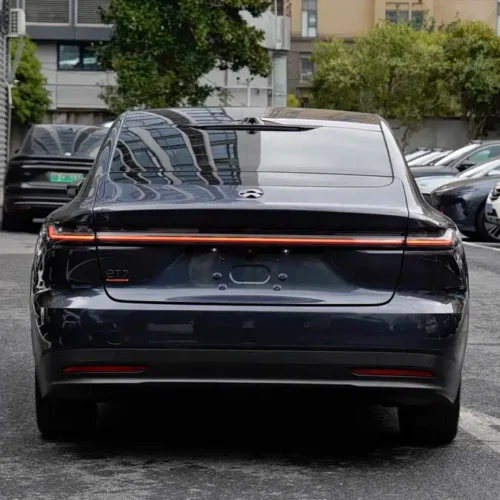 900x675_0_q87_c42_autohomecar__ChxpV2lGDxmAbQ0pAAl3EFezNFg818.jpg.webp Used NIO ET7 2022 model 100kWh first edition