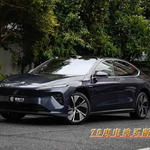 900x675_0_q87_c42_autohomecar__ChxpV2lGEseAJSg3AArmNWx88bI750.jpg.webp Used NIO ET7 2024 75kWh Executive Edition