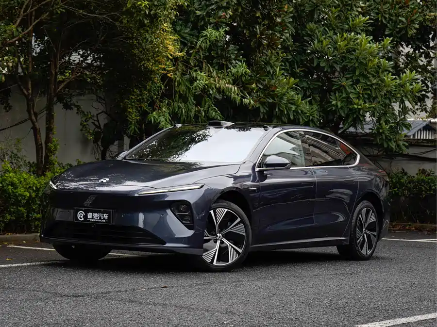 900x675_0_q87_c42_autohomecar__ChxpV2lGEsiAGKk3AAyrGUYkpcM311.jpg.webp Used NIO ET7 2024 75kWh Executive Edition