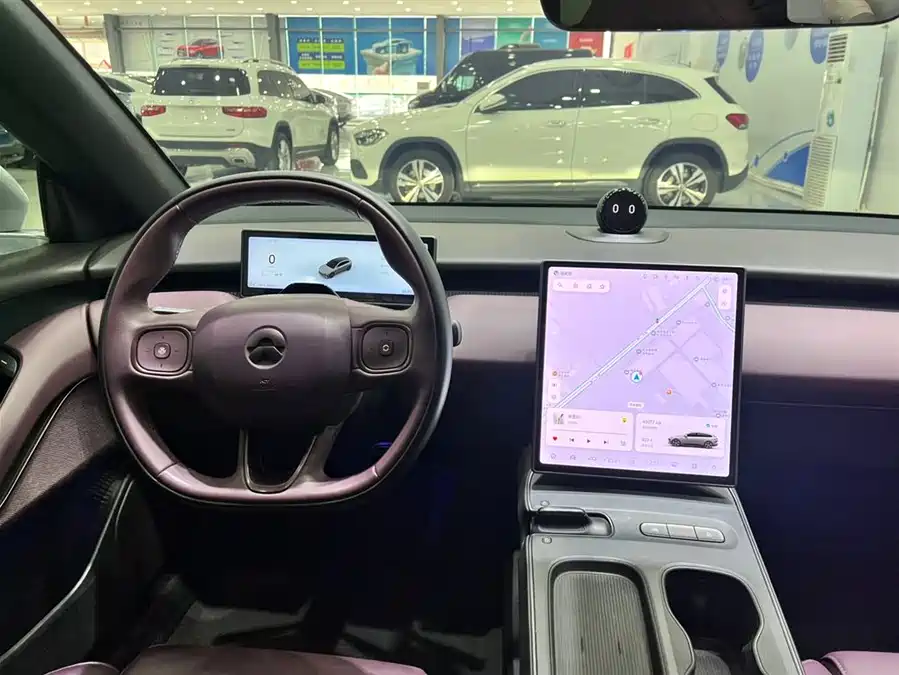 900x675_0_q87_c42_autohomecar__ChxpV2lGSTyAM8pmAAHcAlBauY4925.jpg.webp Used NIO ET5T 2024 model 75kWh Touring