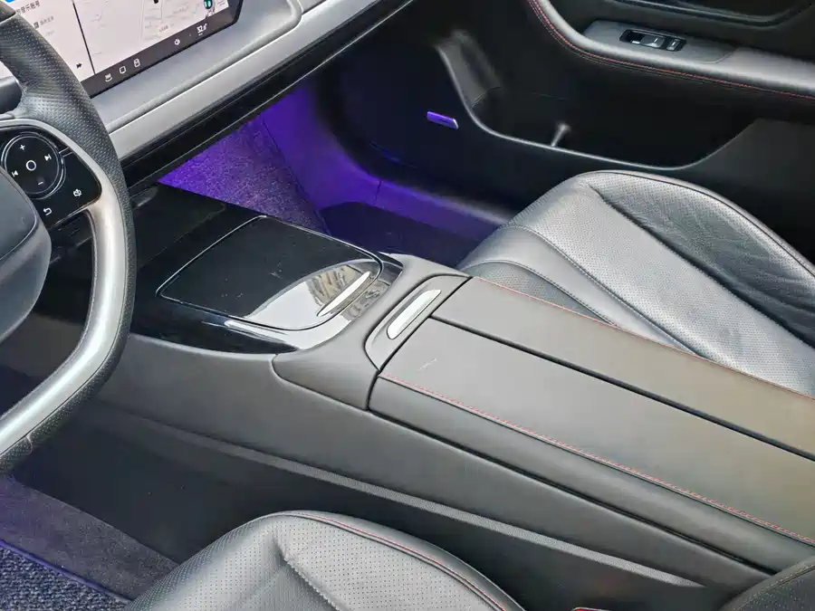 900x675_0_q87_c42_autohomecar__ChxpV2lGWl-ALJneAAUtTrGD-xU756.jpg.webp Used Xpeng P7 2020 586E