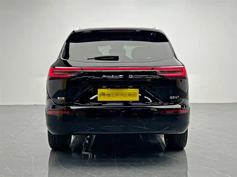 900x675_0_q87_c42_autohomecar__ChxpV2lHjtCAF_LaAAF9UXwQDLQ791.jpg.webp Used HUAWEI AITO M7 2024 1.5T rear drive Plus version 5 seats